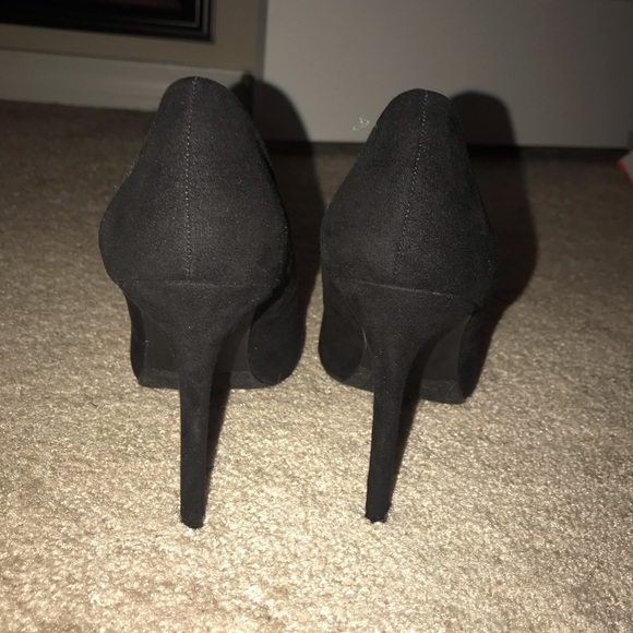 Suede heels - Picture 4 of 5